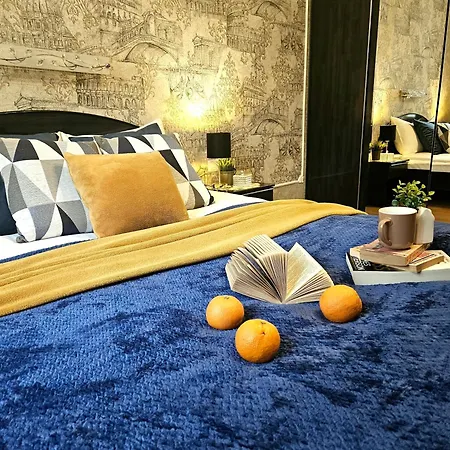 Classic Charm In Old Town With Cathedral Views Appartement