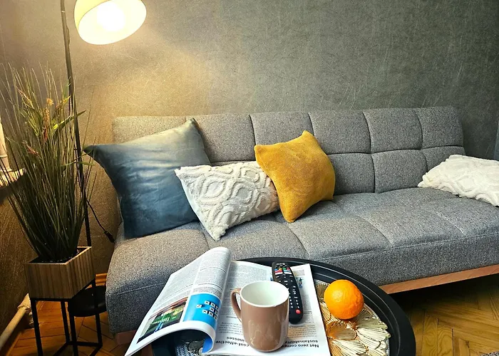 Classic Charm In Old Town With Cathedral Views 里加