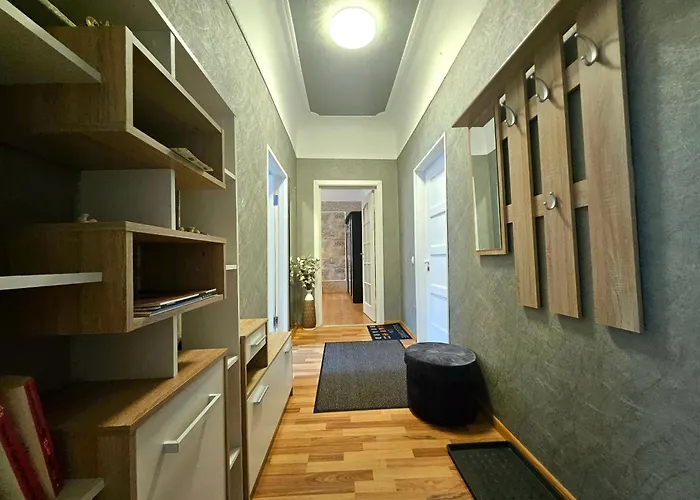 公寓 Classic Charm In Old Town With Cathedral Views *