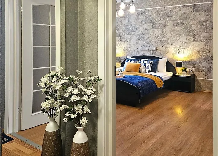 Classic Charm In Old Town With Cathedral Views Lägenhet Riga