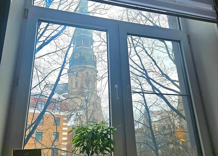 Classic Charm In Old Town With Cathedral Views *