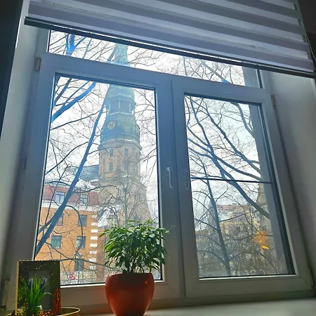 Classic Charm In Old Town With Cathedral Views *